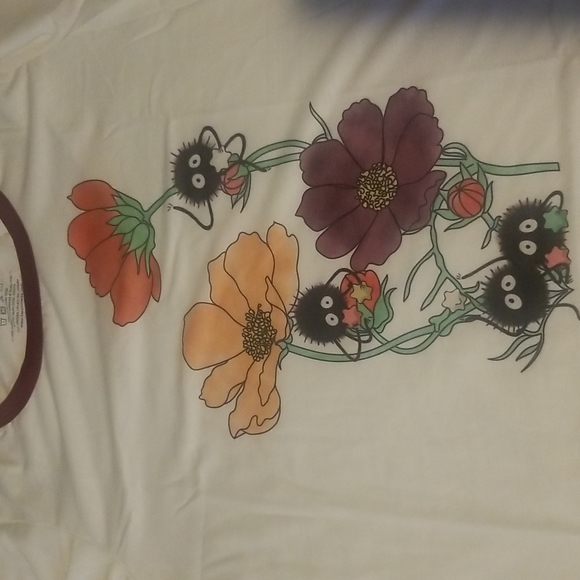 Spirited away shirt - Picture 2 of 3